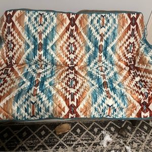 Pendleton packable throw